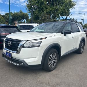 2023 Nissan PATHFINDER SL 照片 1