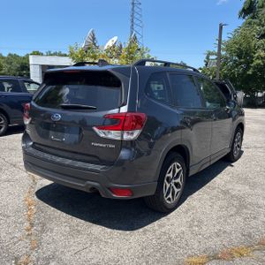 صورة 8 لـ 2019 Subaru FORESTER PREMIUM