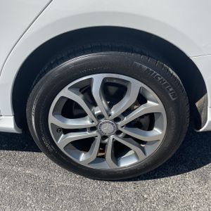 صورة مصغرة 18 لـ 2015 Mercedes-BENZ C-CLASS