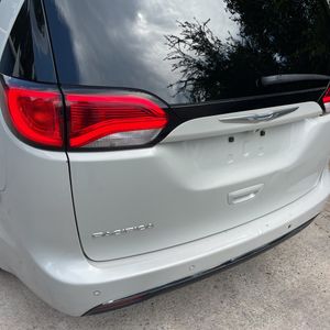 صورة 55 لـ 2017 Chrysler PACIFICA TOURING-L