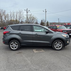 FORD ESCAPE SE - 10