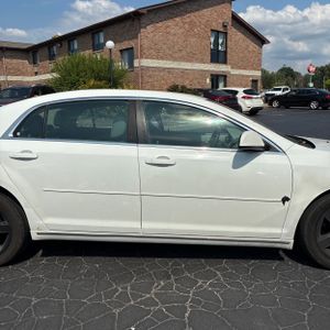 2011 Chevrolet MALIBU LS 照片 11