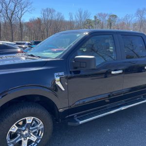 FORD F-150 XLT - 2