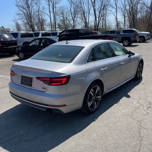 AUDI A4 2.0T PREMIUM - 8