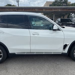 صورة 11 لـ 2025 BMW X5 PHEV XDRIVE50E
