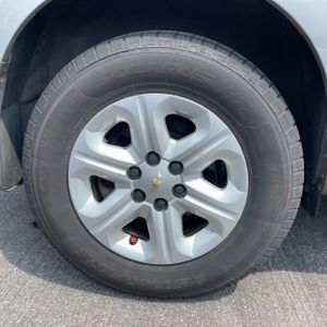 2011 Chevrolet TRAVERSE LS — миниатюра 19