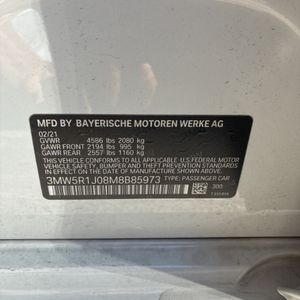 صورة 48 لـ 2021 BMW 3 SERIES 330I