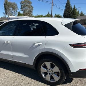 2020 Porsche CAYENNE BASE — фото 6