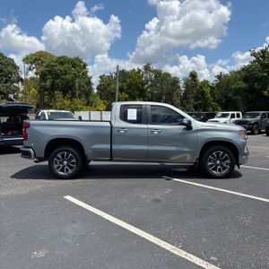 CHEVROLET SILVERADO 1500 - 10