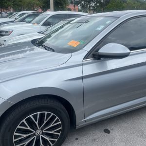2020 Volkswagen JETTA SE 照片 2
