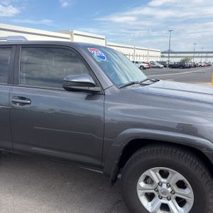 2015 Toyota 4RUNNER SR5 缩略图 13