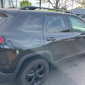 JEEP CHEROKEE LIMITED - 9