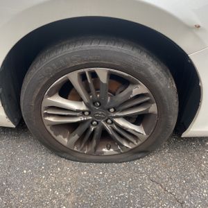 2017 Toyota CAMRY SE thumbnail 20