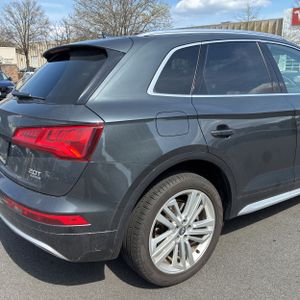 AUDI Q5 2.0T TECH PREMIUM - 9