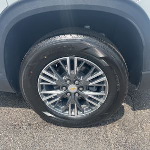 2024 Chevrolet TRAVERSE LT — миниатюра 18