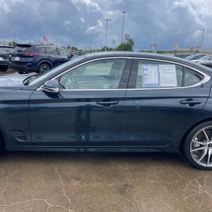 GENESIS G70 2.5T STANDARD - 4