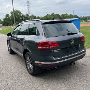 2016 Volkswagen TOUAREG VR6 LUX — фото 5