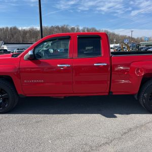 CHEVROLET SILVERADO 1500 CUSTOM - 4