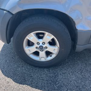 2007 FORD ESCAPE XLT 照片 17