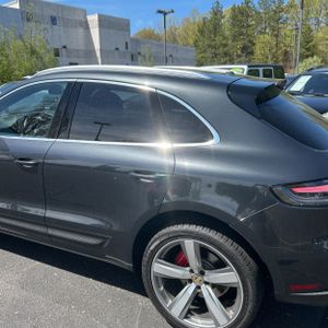 PORSCHE MACAN S - 6