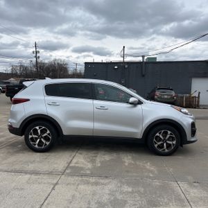 KIA SPORTAGE - 10