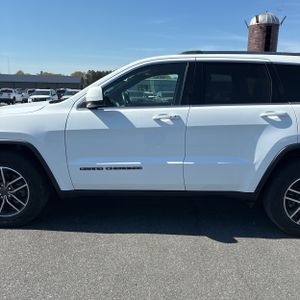 JEEP GRAND CHEROKEE LAREDO E - 4