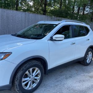 صورة 2 لـ 2016 Nissan ROGUE SV