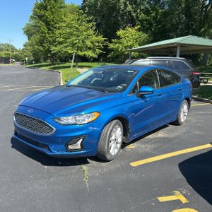 FORD FUSION SE - 1