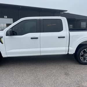 FORD F-150 STX - 4