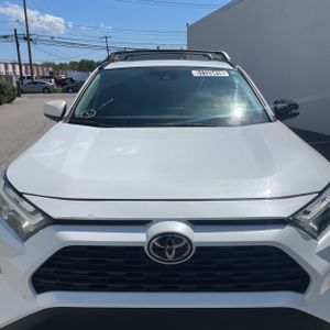 صورة 15 لـ 2024 Toyota RAV4 XLE PREMIUM