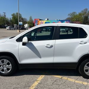 CHEVROLET TRAX LS - 4