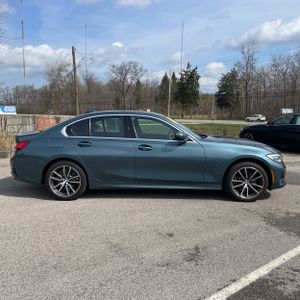 BMW 330I XDRIVE - 10