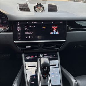صورة مصغرة 37 لـ 2019 Porsche CAYENNE BASE