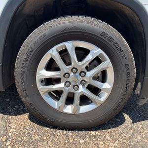 2019 Chevrolet TRAVERSE LS — миниатюра 20