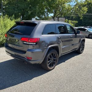 2019 JEEP GRAND CHEROKEE ALTITUDE photo 8