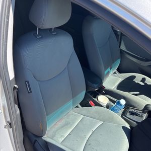 صورة مصغرة 32 لـ 2013 Hyundai ELANTRA GLS