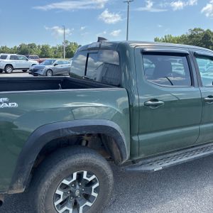 صورة 9 لـ 2021 Toyota TACOMA TRD OFF-ROAD