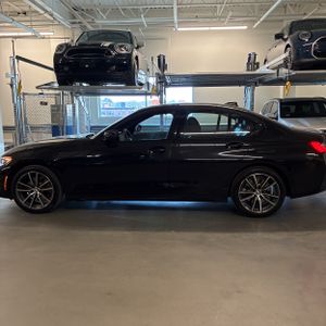 BMW 330I XDRIVE - 3