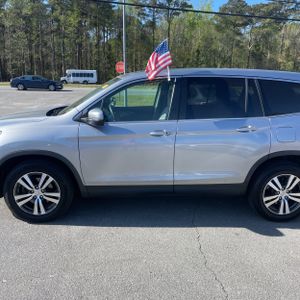 HONDA PILOT EX - 4