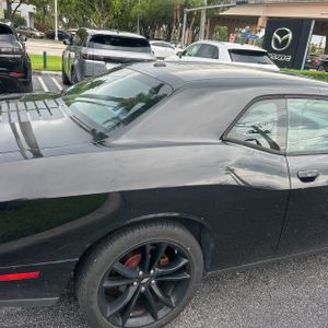 صورة 9 لـ 2017 Dodge CHALLENGER SXT