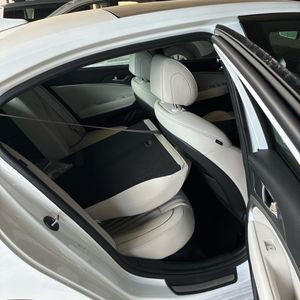 صورة 33 لـ 2026 Genesis G70 3.3T SPORT PRESTIGE