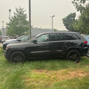2022 JEEP GRAND CHEROKEE WK LAREDO X 照片 3