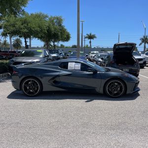 CHEVROLET CORVETTE STINGRAY - 10