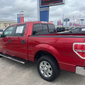 FORD F-150 XLT - 6
