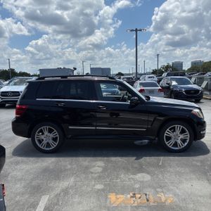 صورة 10 لـ 2015 Mercedes-BENZ GLK