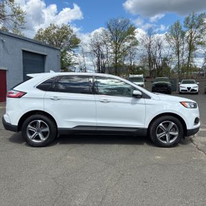 FORD EDGE SEL - 10
