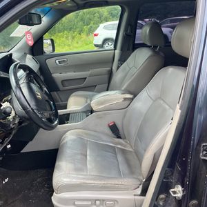2012 Honda PILOT EX-L — миниатюра 32