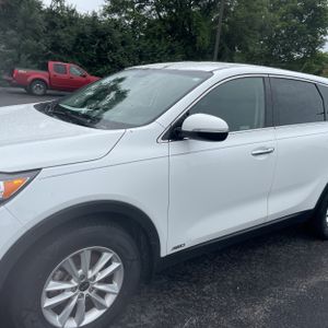 2019 KIA SORENTO LX 照片 2