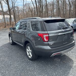 FORD EXPLORER XLT - 5