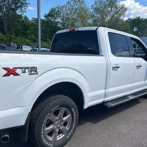 FORD F-150 XLT - 9